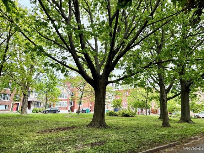 Building Photo - 51 Days Park