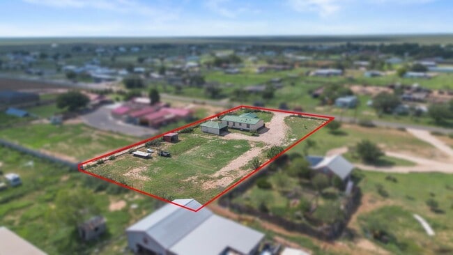 Building Photo - 4120 E Marigold St