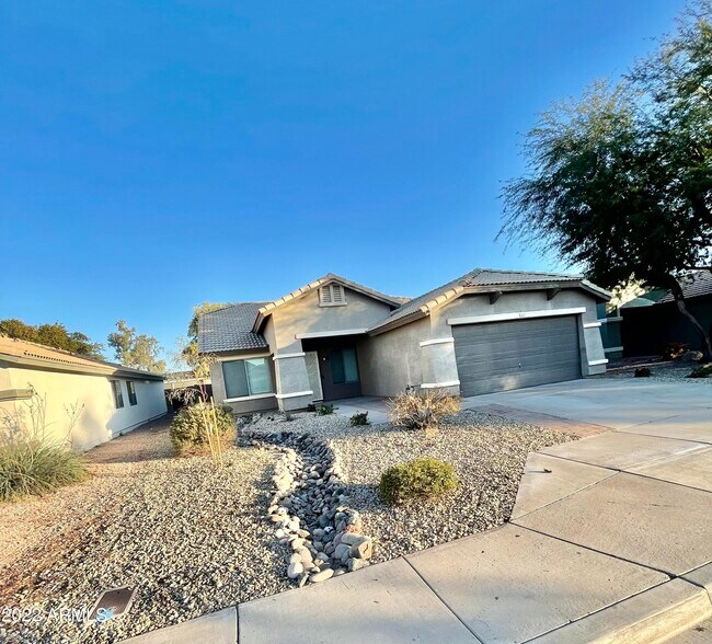 Building Photo - 13622 W Peck Ct