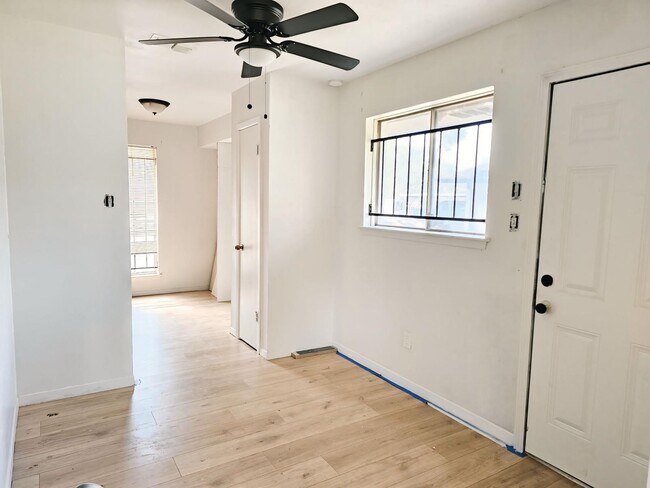Building Photo - 11023 Linvale Dr