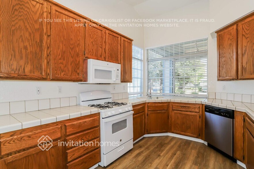 Building Photo - 6010 Alpinespring Way
