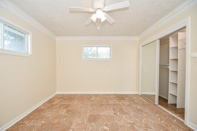 Building Photo - 4113 Edison St