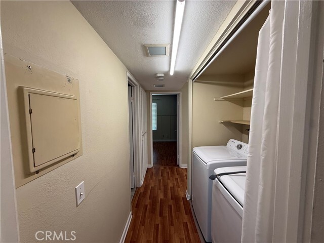 Building Photo - 14 Woodleaf