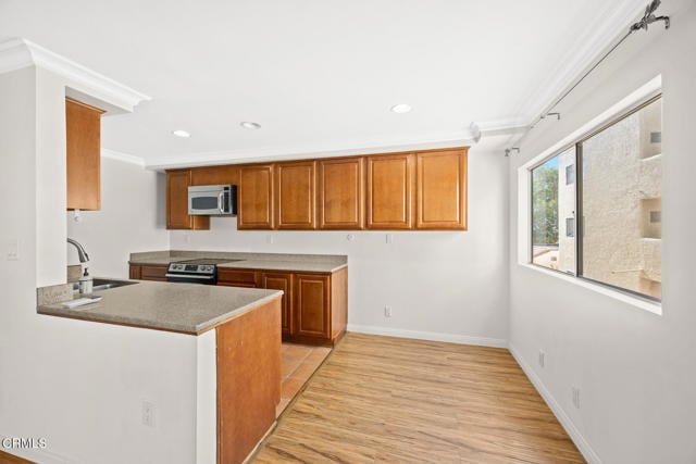 Building Photo - 1339 N Columbus Ave