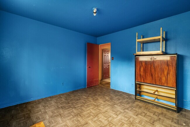 Building Photo - 2152 Erick Ave