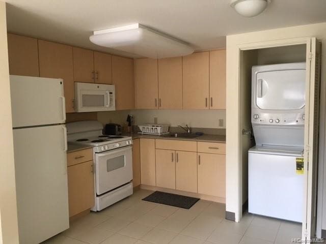 Primary Photo - 2055 Ala Wai Blvd