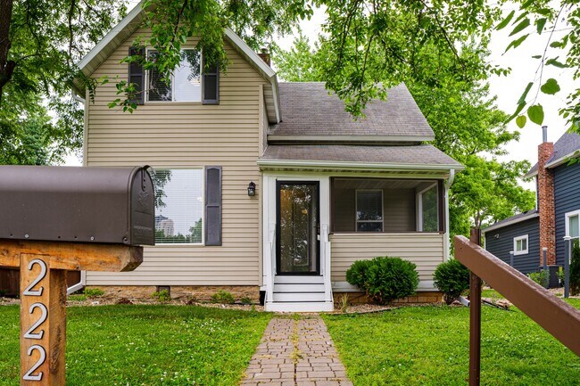 Front of house - 222 6th Ave SE