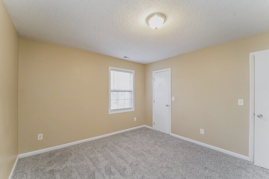 Building Photo - 6401 Swift Arrow Ln