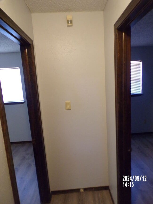 Building Photo - Pets negotiable with owner approval