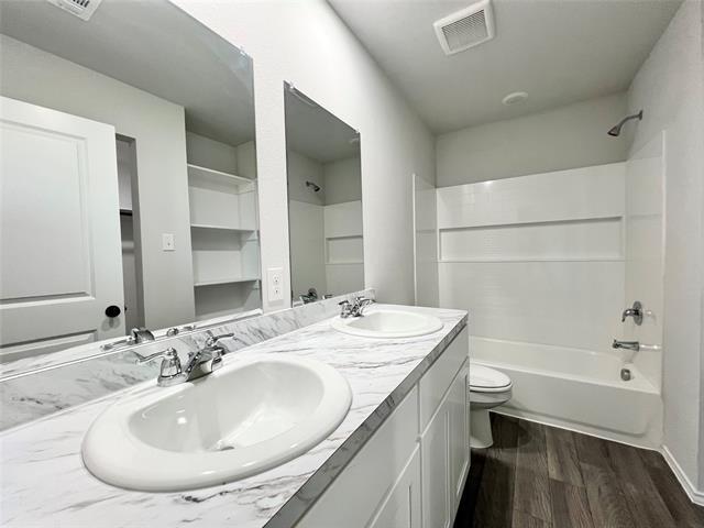 Building Photo - 825 Eagles Nest Dr