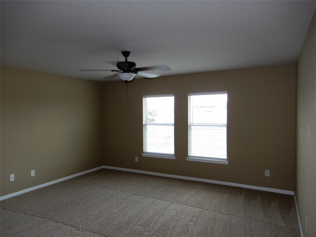 Building Photo - 21126 Field House Ct