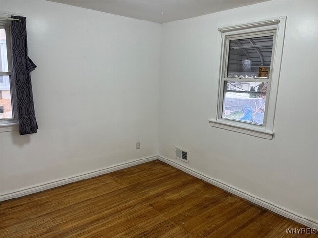 Building Photo - 368 Grover Cleveland Hwy