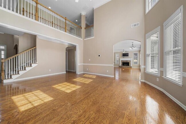 Building Photo - 130 Candler Ct