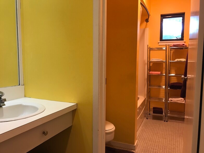 Master Bath - 47 Mallard Dr