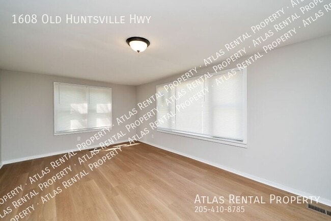 Building Photo - 1608 Old Huntsville Hwy