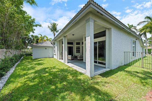 Building Photo - 2587 Jardin Ct