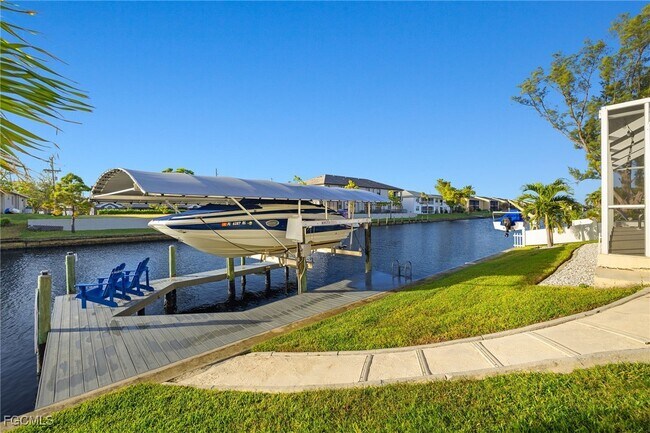 Building Photo - 414 SW 47th St