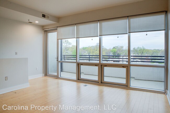 Building Photo - 2 br, 2.5 bath House - 1133 Metropolitan A...