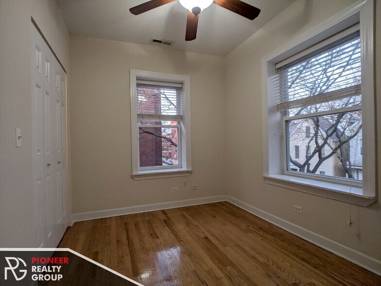 Building Photo - 3240 N Clifton Ave