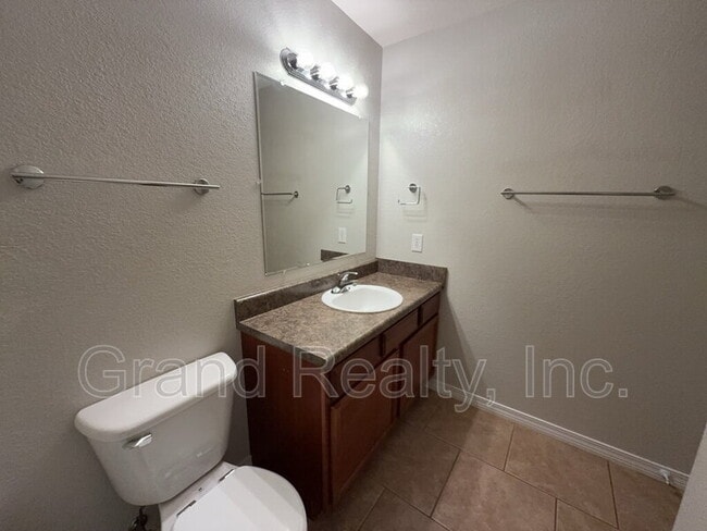 Building Photo - 4221 Jernigan Rd