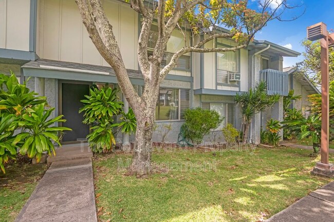Primary Photo - 995 Awaawaanoa Pl