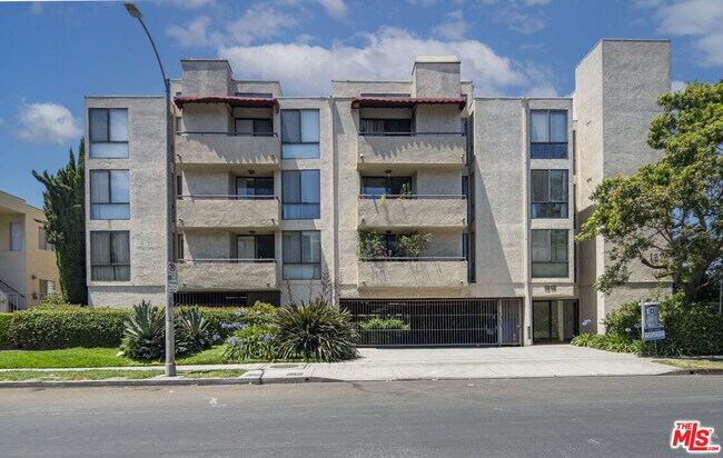 Primary Photo - 1815 Glendon Ave