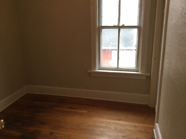 Primary Photo - 432-434 N 30th St