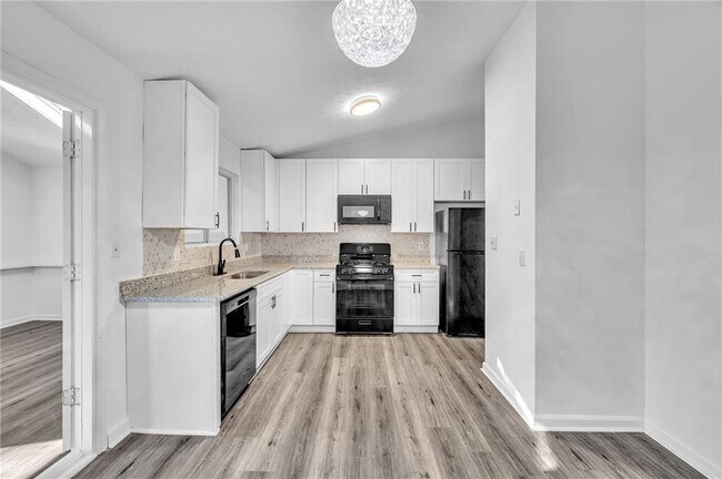 Building Photo - 3959 Wood Path Dr