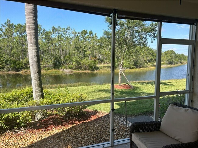 Building Photo - 10139 Colonial Country Club Blvd