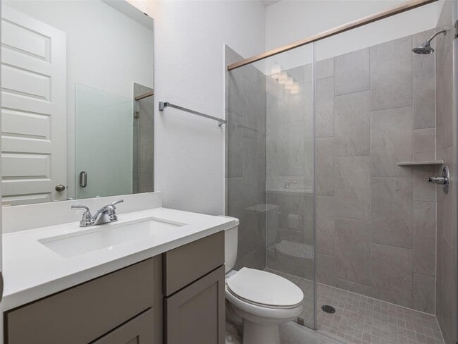 Building Photo - 217 Gary Wayne Dr