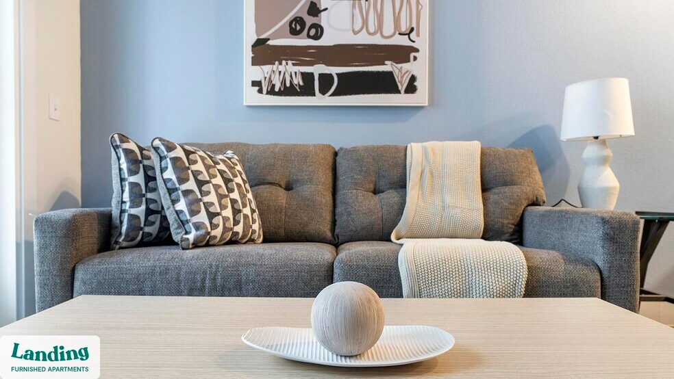 Building Photo - 810 W St Johns Ave