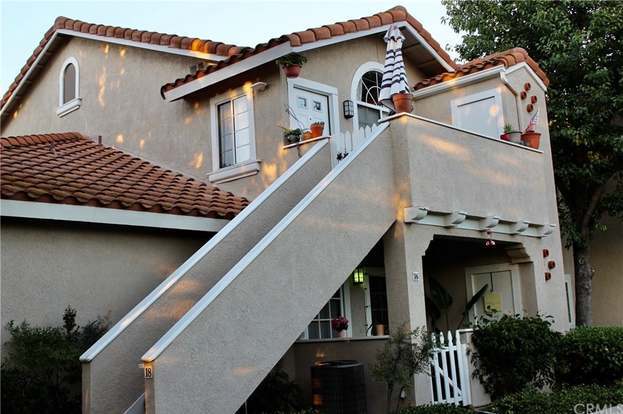 Building Photo - 18 Via Terrano