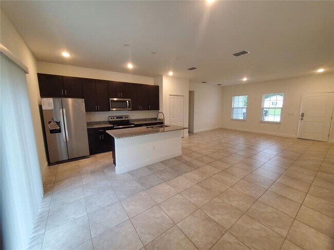 Building Photo - 3565 SW 131st Place Rd