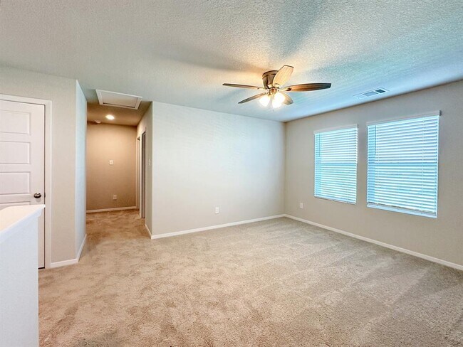 Building Photo - 163 Haywood Mnr