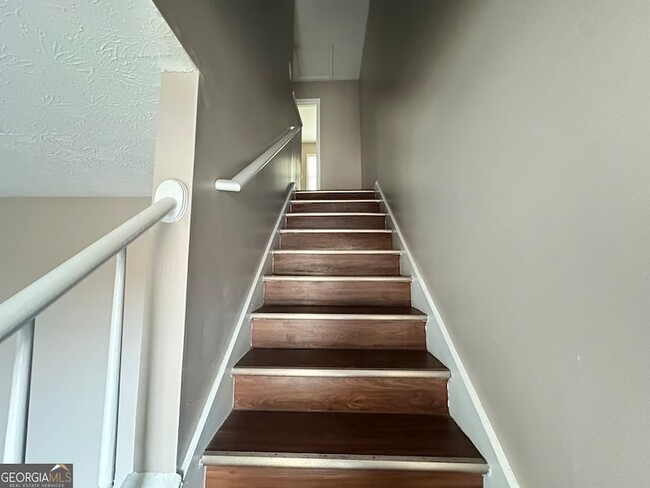 Building Photo - 78 Mt Moriah Rd