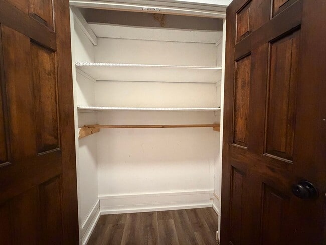 Building Photo - 2 bedroom/1 bath home in West Morristown