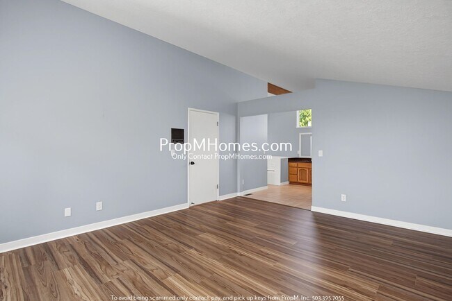 Building Photo - 8271 SW 184th Ave