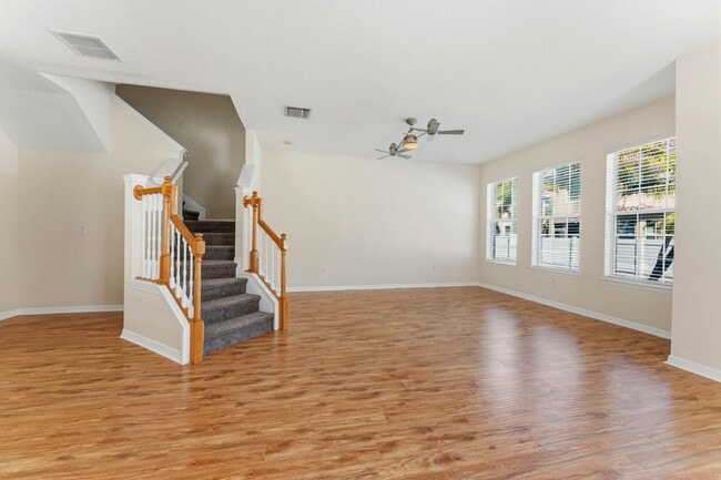 Building Photo - 595 52nd Ave N