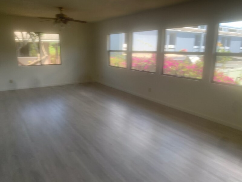 Building Photo - 95-353-353 Kuahelani Ave