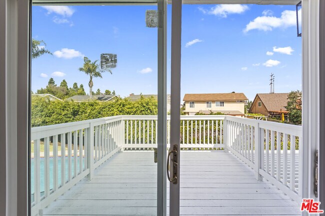 Building Photo - 15151 Marne Cir