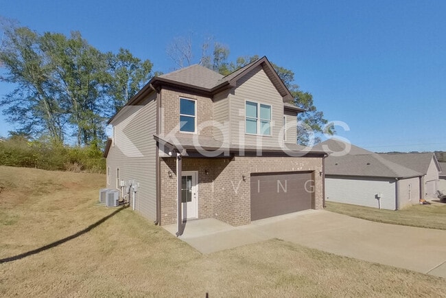 Building Photo - 44 Maple Leaf Dr