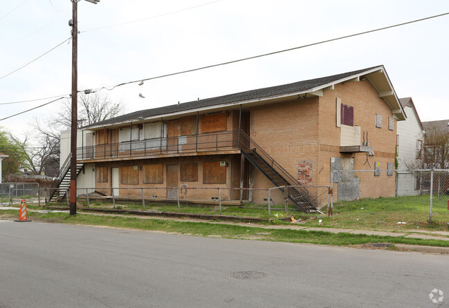 Primary Photo - San Jacinto Apartments