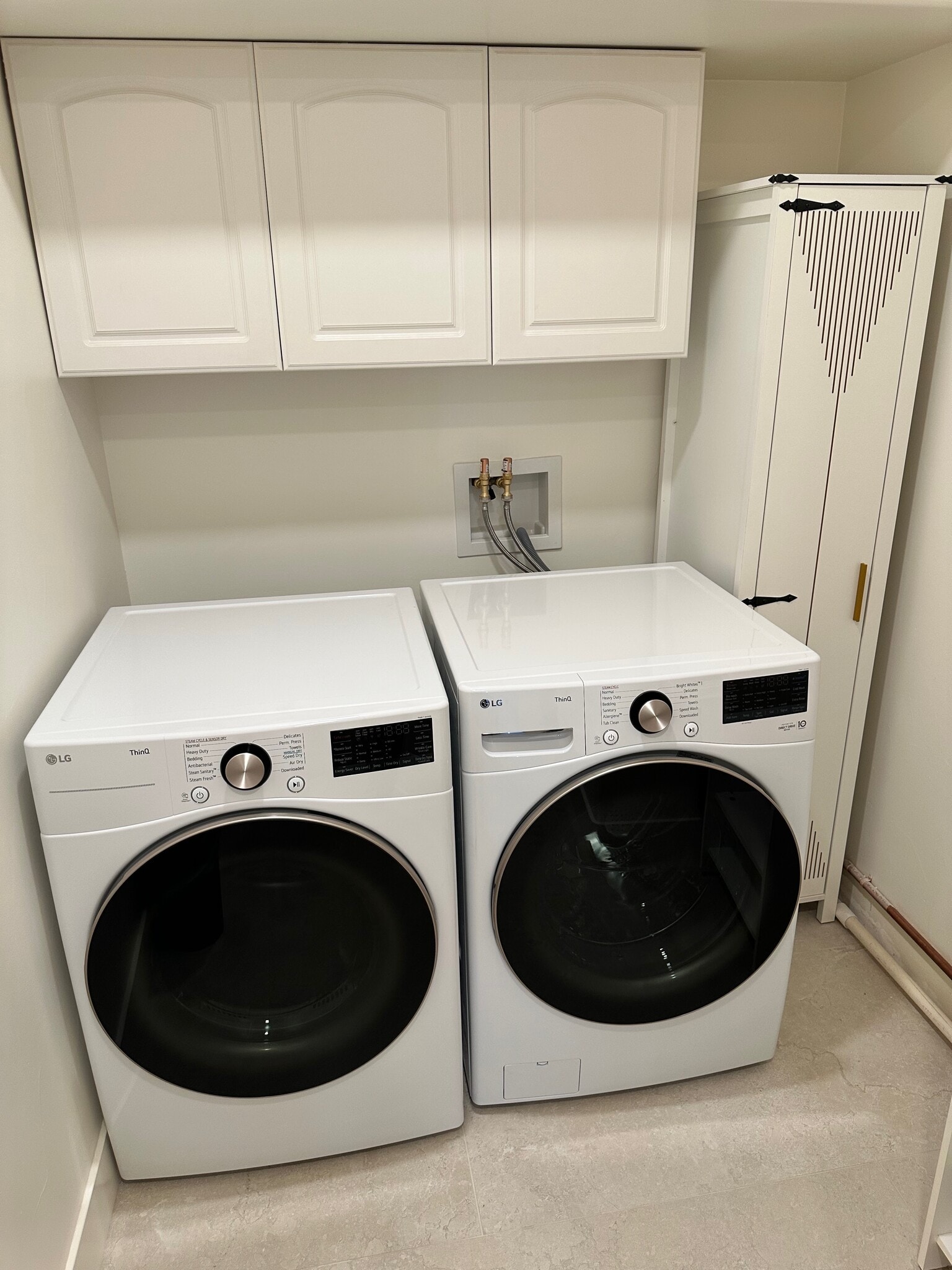 Building Photo - 2800 Cholla Pl