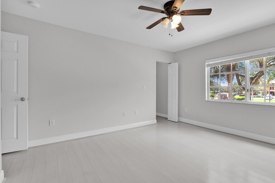 Building Photo - 6597 Old Farm Trl