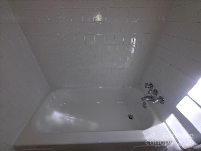 Building Photo - 2921 Coronet Way