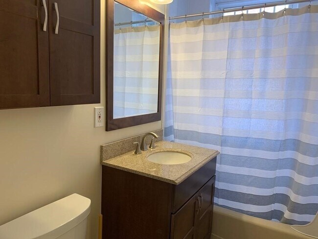 Building Photo - 224 Jamaicaway