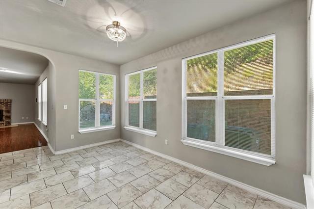 Building Photo - 213 Willow Ridge Rd