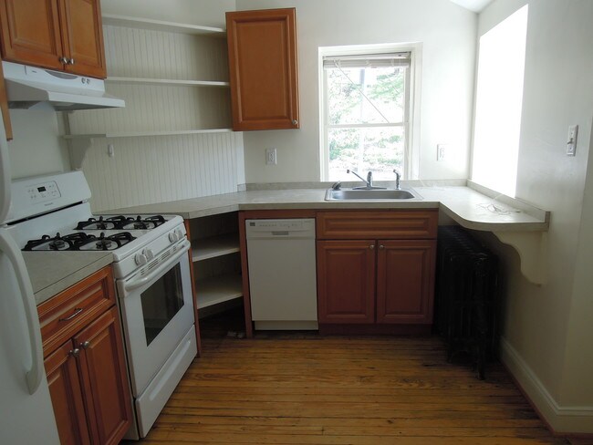 Building Photo - 1206 Oella Ave