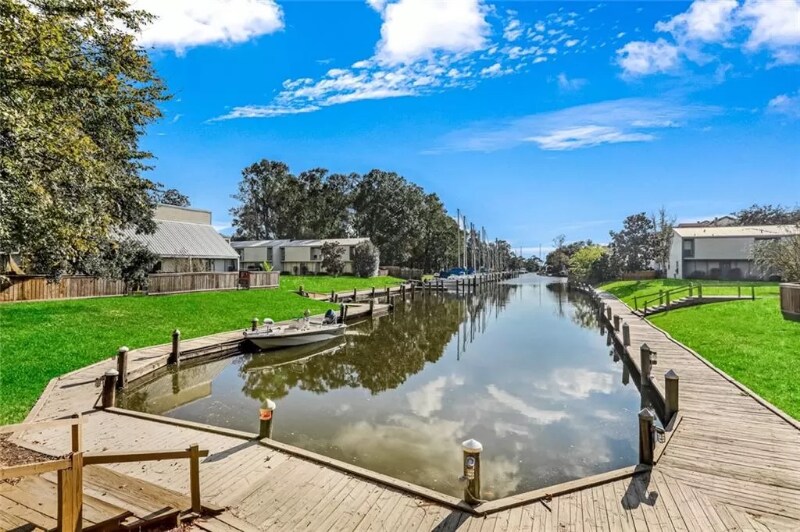 Building Photo - 351 Jackson Ave