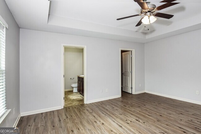 Building Photo - 191 Camellia Way